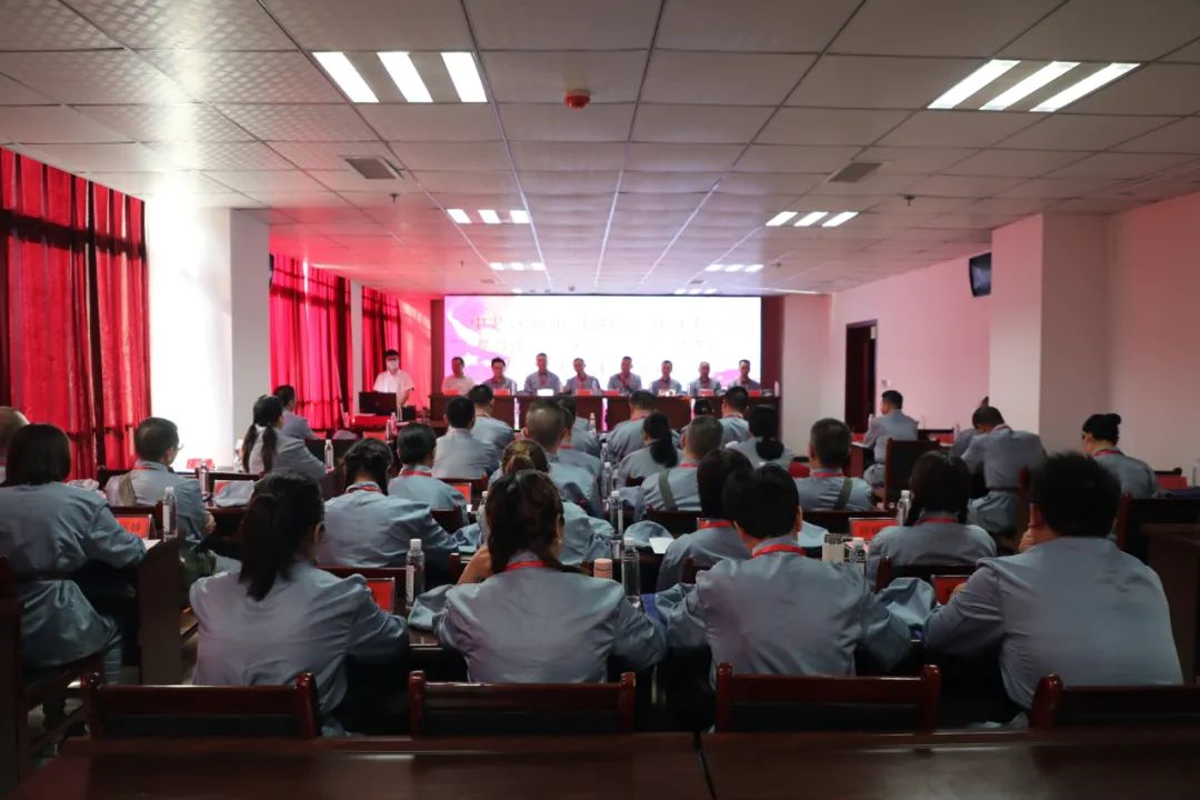 学习遵义会议精神 发扬革命光荣传统——深圳市川渝商会联合党委建党百周年系列活动(图2) 学习遵义会议精神 发扬革命光荣传统——深圳市川渝商会联合党委建党百周年系列活动(图2)